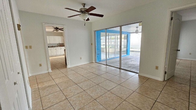 Building Photo - 3 Bedroom Pool Home in North Port  - MOVE ...