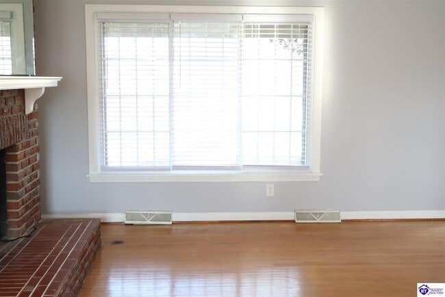 Building Photo - 780 Highland Ave