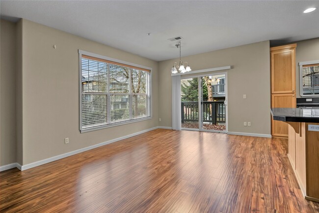 Building Photo - 3BD/2.5BTH in BEAVERTON!