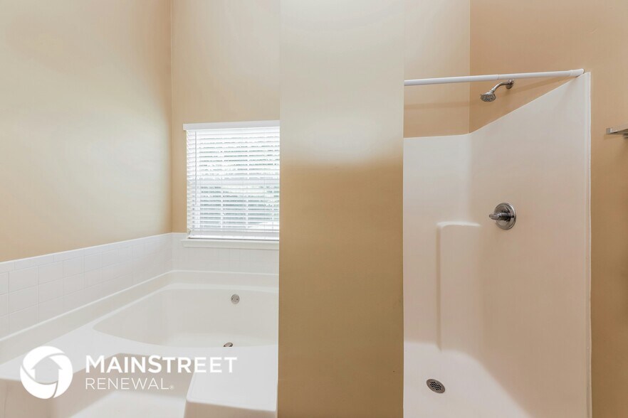 Building Photo - 4860 Bald Eagle Way