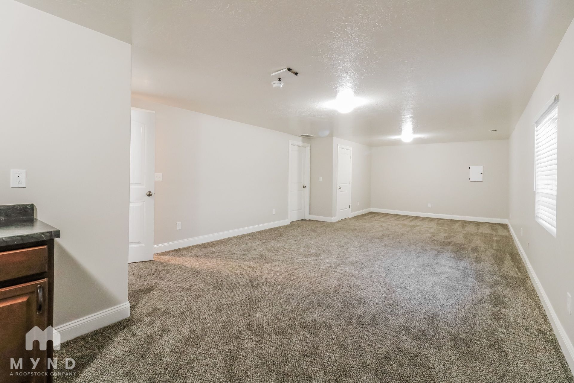 Building Photo - 2251 E Maple Dr