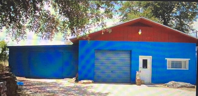 Primary Photo - 20681 FM306