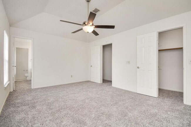 Building Photo - 17210 Colony Creek Dr