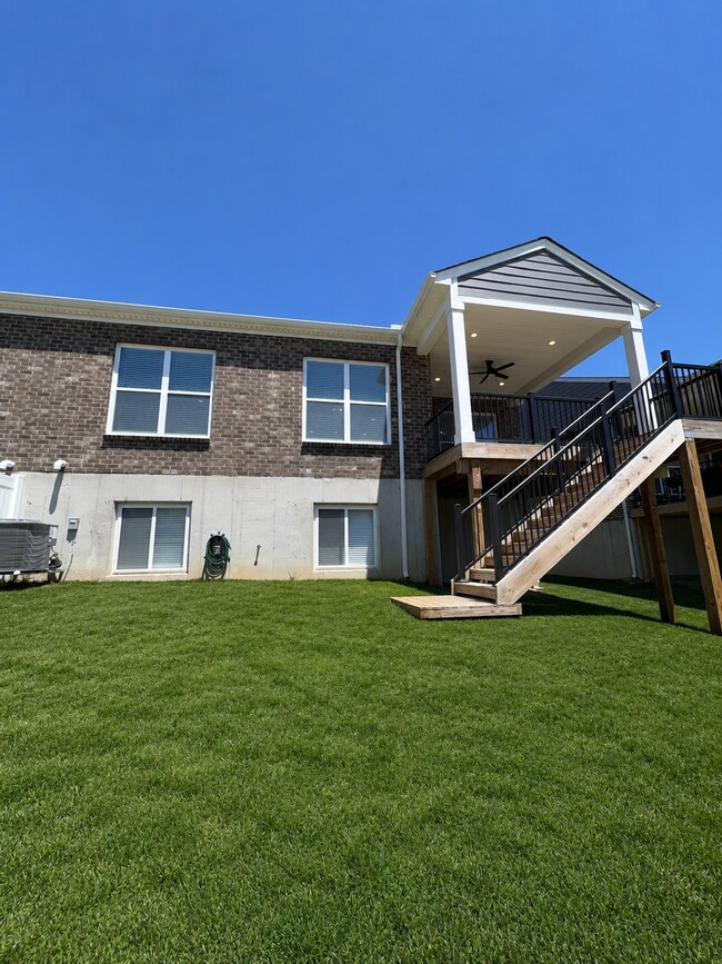 Building Photo - 4857 Osprey Pointe Dr