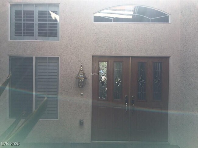Primary Photo - 6299 Pale Pavilion Ave
