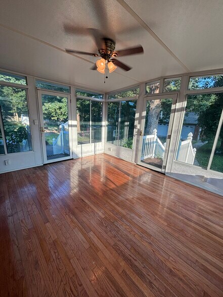 Sunroom - 2925 Stanwix Ln