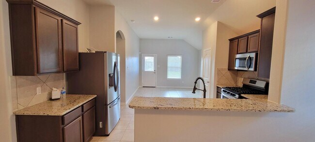 Building Photo - 3519 Fern Footpath Ln