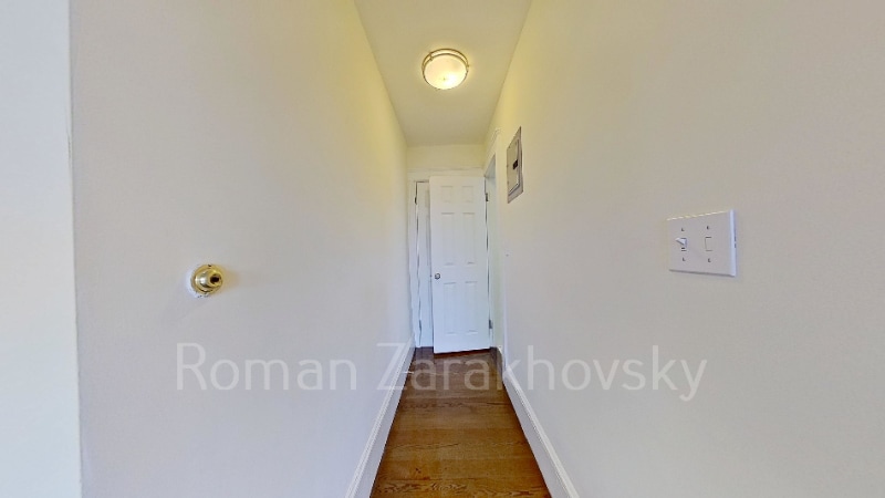 Building Photo - 71 Brighton Ave