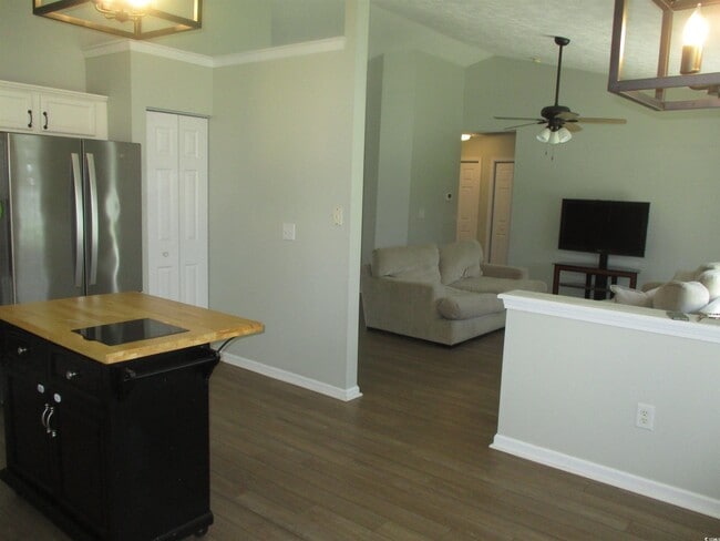 Building Photo - 112 Centennial Cir