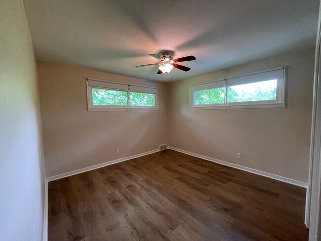 Building Photo - Tastefully Updated 3 Bedroom Home in McCan...