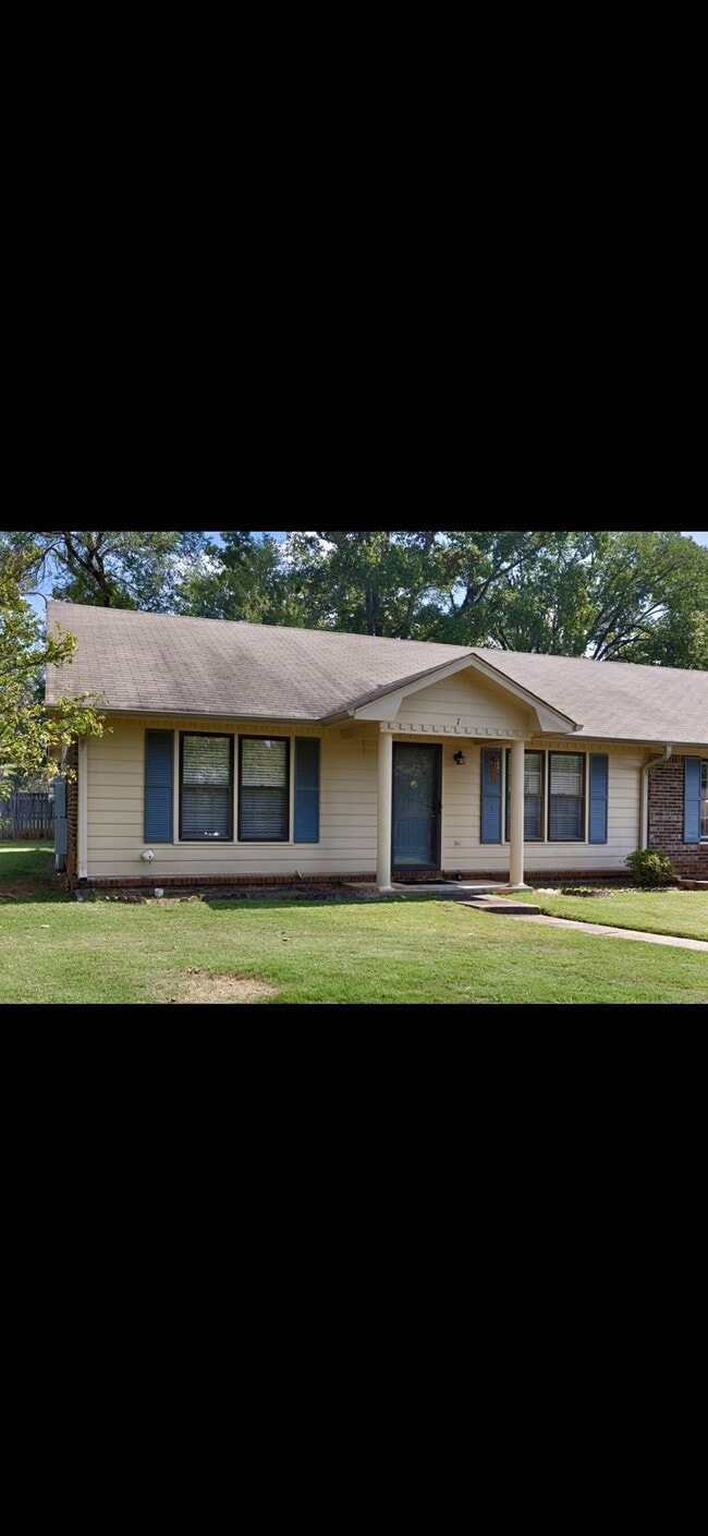 Building Photo - 8147 Oldfield Rd SW