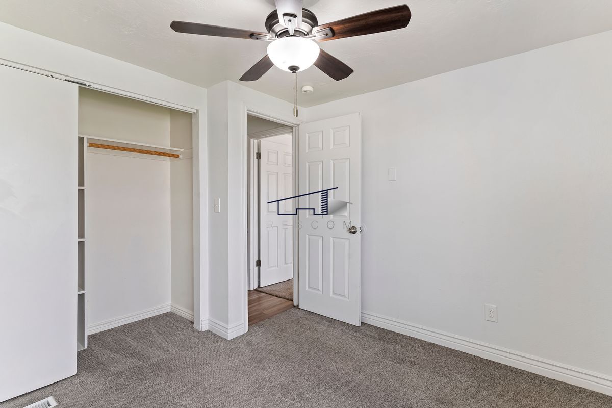 Building Photo - 1721 750 W St