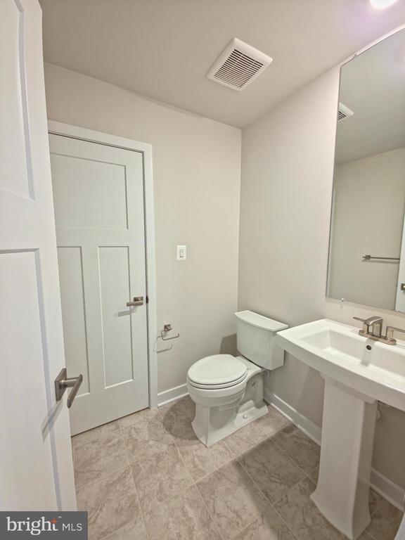 Building Photo - 3552 Worthington Blvd