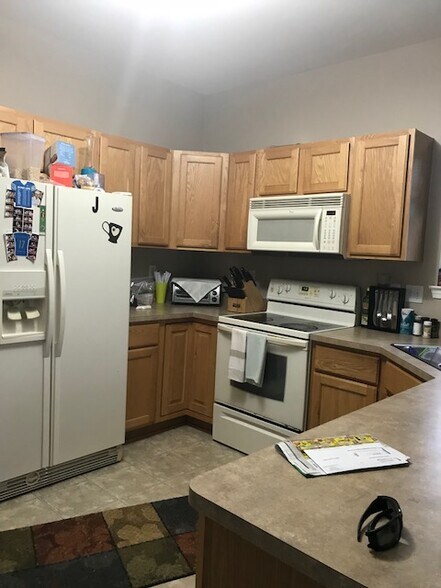 Building Photo - 2149 Knotty Pine Trail