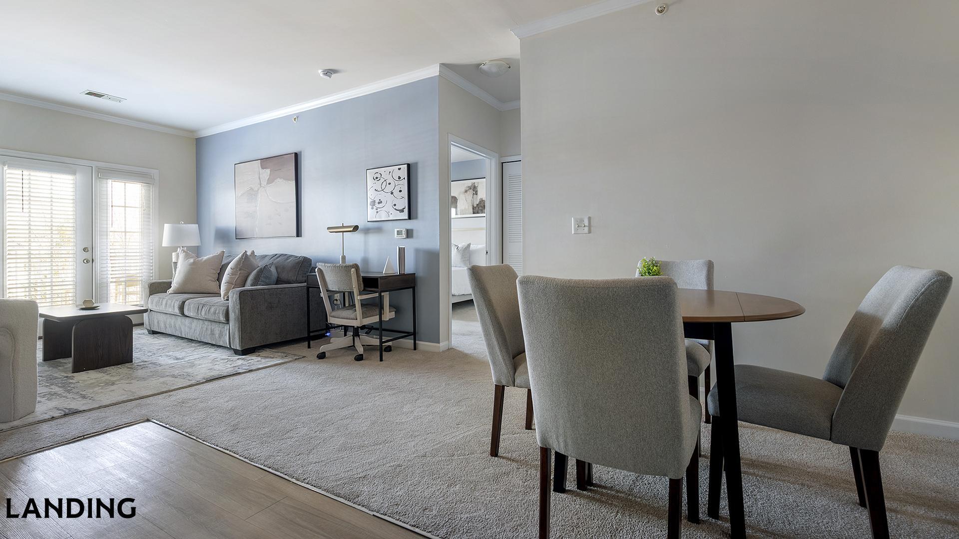 Building Photo - 9015 Kings Grant Dr