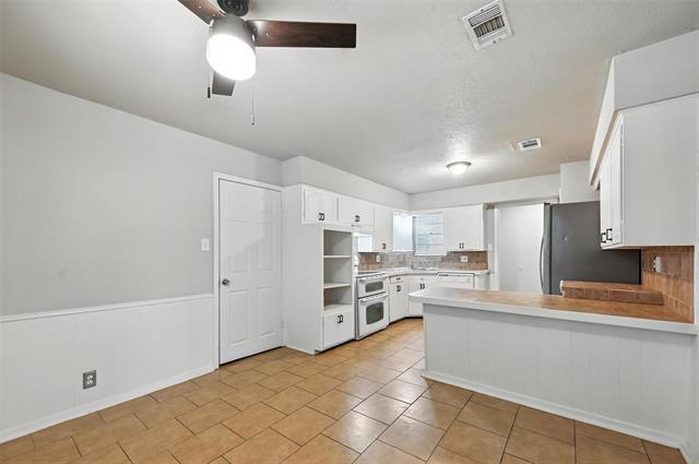 Building Photo - 107 Belden Cir