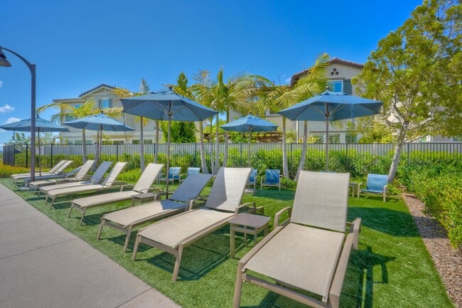 Building Photo - 6675 Agave Cir