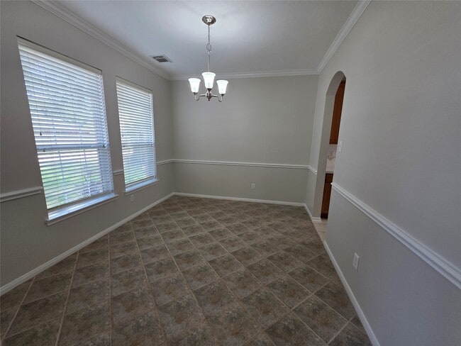 Building Photo - 2111 Emerald Cove Dr