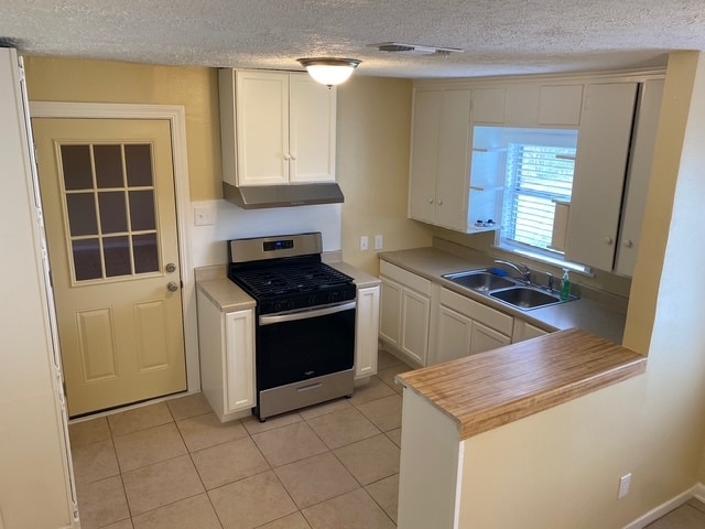 Building Photo - 10404 Windsor Ln