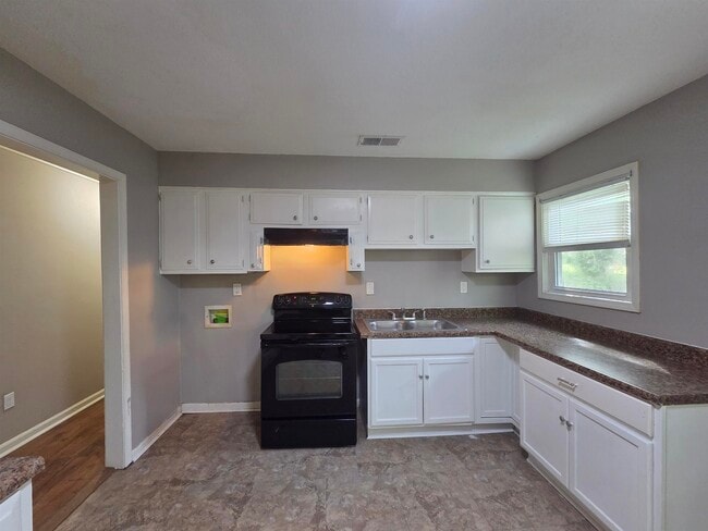 Building Photo - 3669 Trudy Cove