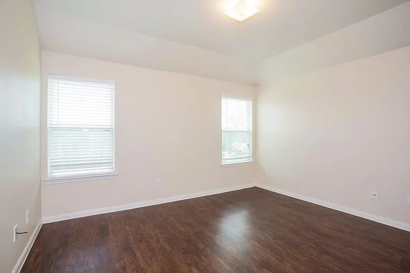 Building Photo - 6122 El Granate Dr