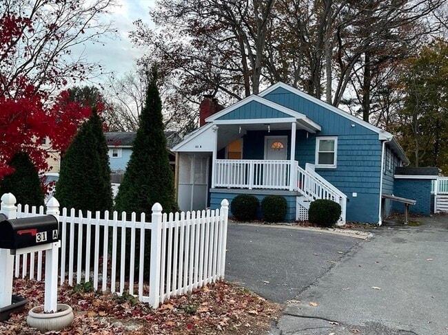 Primary Photo - 31 Border Rd