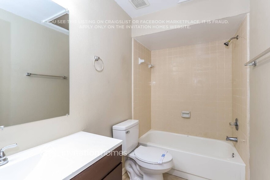 Building Photo - 2905 Ripplewood Dr