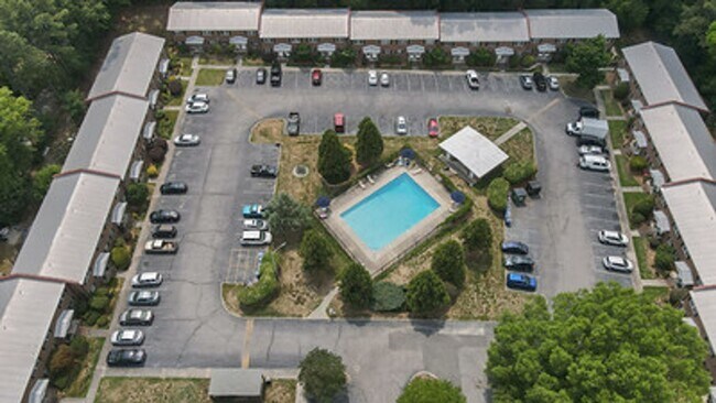 Building Photo - Live in the Heart of Carrboro