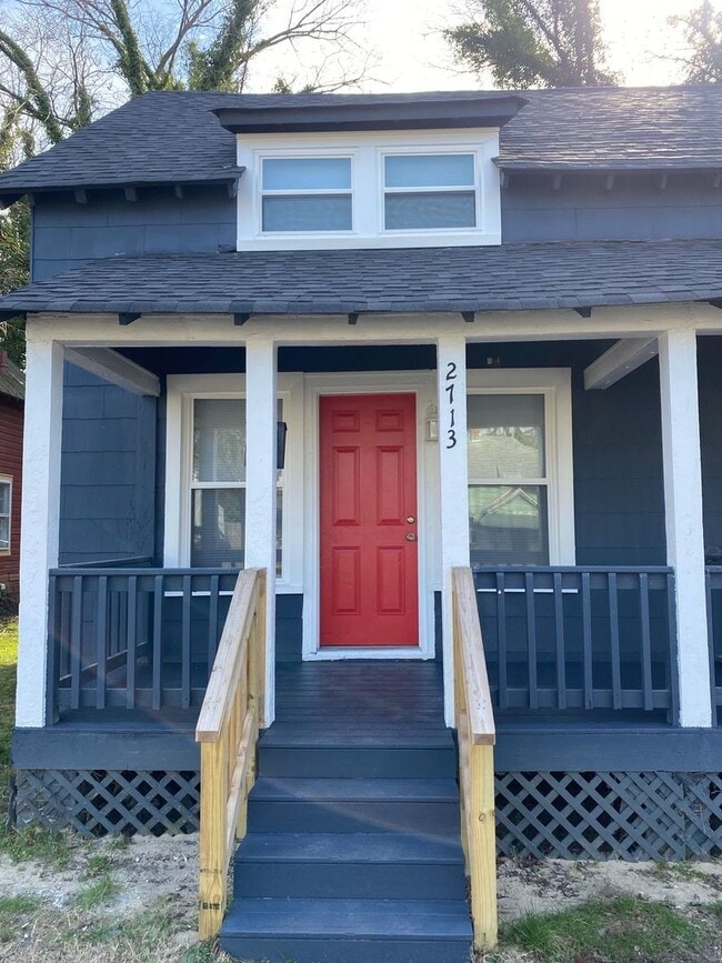 Primary Photo - Renovated 2-Bedroom Duplex – Move-In Ready...
