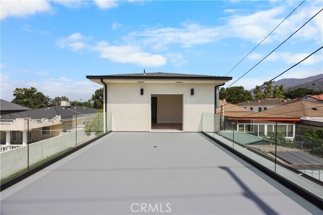 Building Photo - 826 E Olive Ave