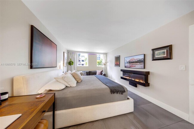 Building Photo - 1665 Bay Rd