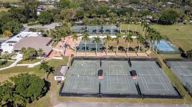 Building Photo - 13334 Polo Club Rd