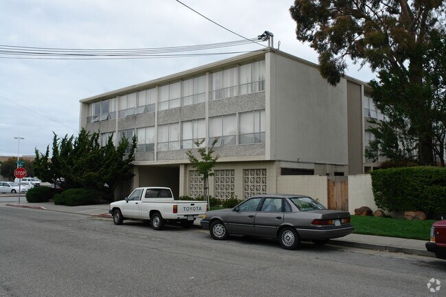 Primary Photo - 3603 Colegrove St