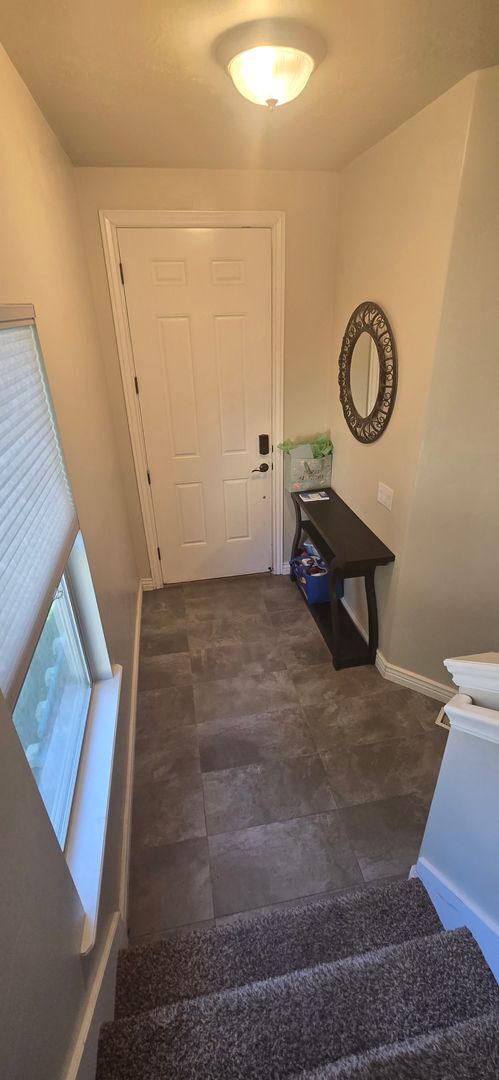 Building Photo - Beautiful 3 Bed 3.5 Bath in Riverton!!