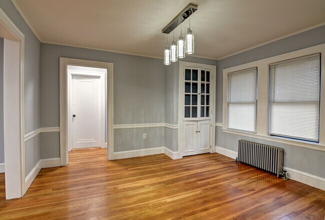 Building Photo - 22 Weston Ave