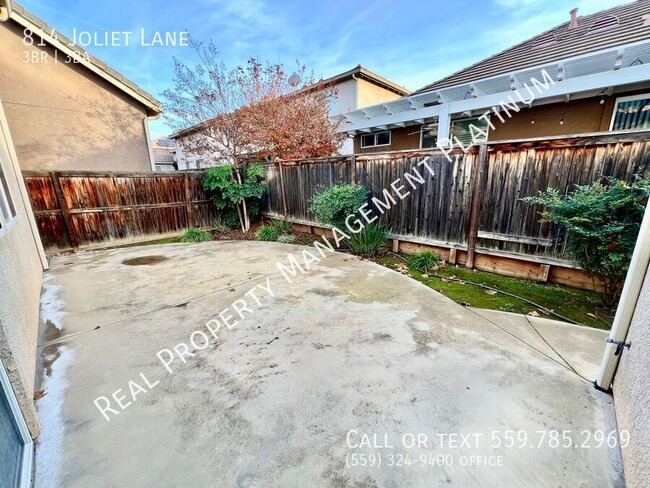 Building Photo - $2,195 Shepherd & Clovis Ave, 3 Bedroom 2....