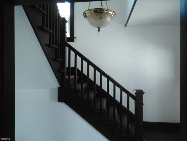 Building Photo - 4 br, 1.5 bath House - 2107 50th St