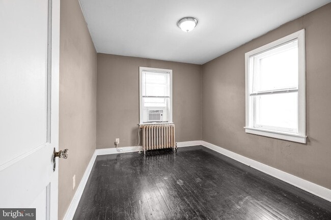 Building Photo - 123 Eastlawn Ave