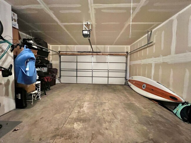 Building Photo - 2 Bedroom 2.5 bathroom Townhouse in Greeley