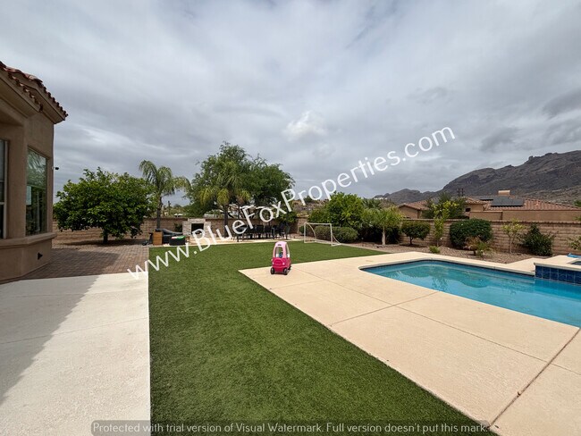 Building Photo - 6340 N Pinnacle Ridge Dr