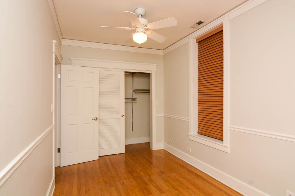 Building Photo - 3614 N Bosworth Ave