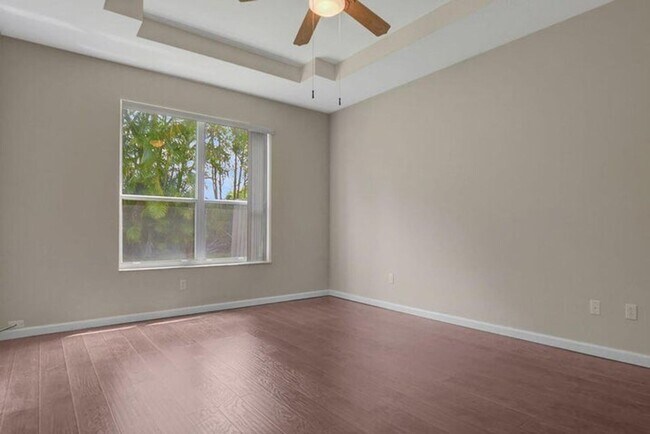 Building Photo - 6731 Southport Dr