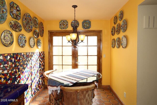 Building Photo - 6218 N 30th Pl