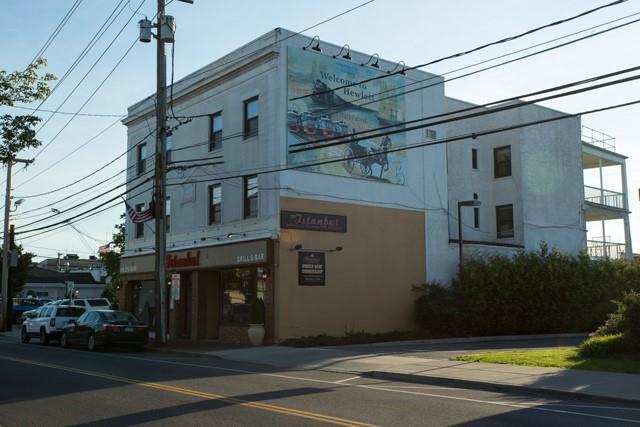 Primary Photo - 1230 Broadway