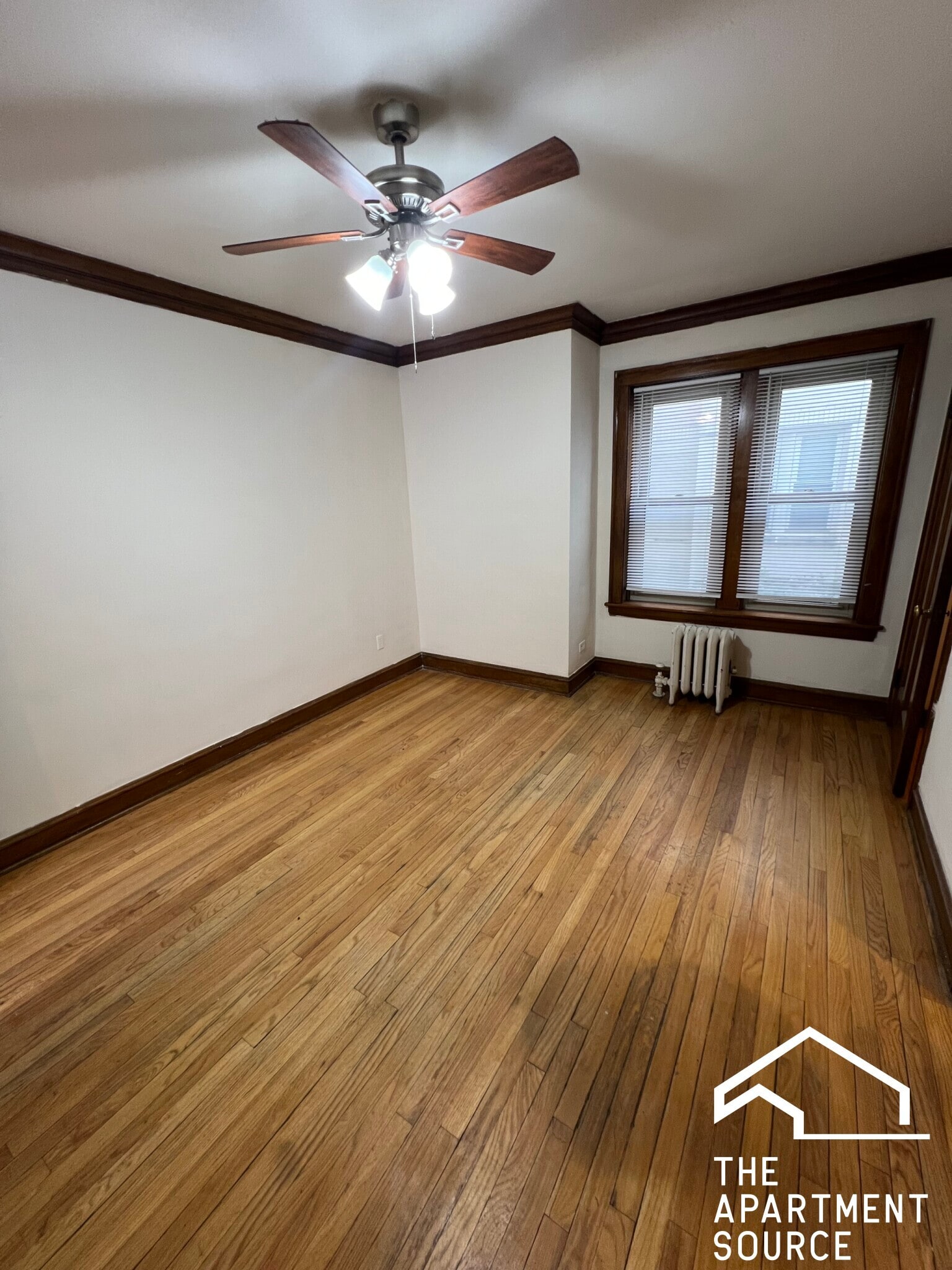 Building Photo - 3150 N Linder Ave