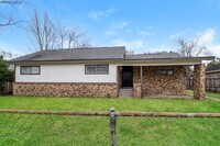 Building Photo - 12715 Zavalla St