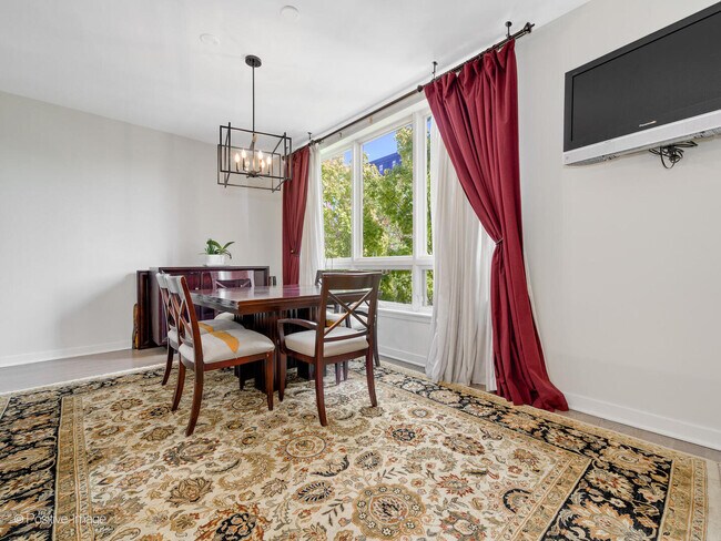 Building Photo - 24 N May St