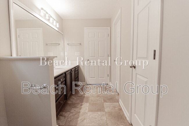 Building Photo - 302 Rung Rd