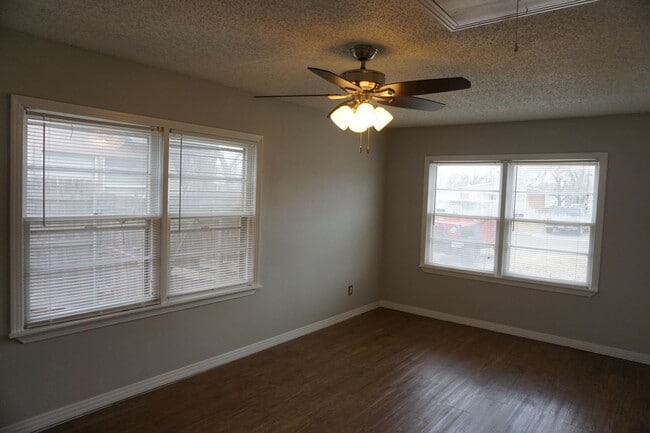 Building Photo - 4109 31st St