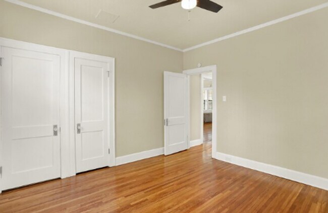 Building Photo - Historic 3 Bed 1 Bath Home